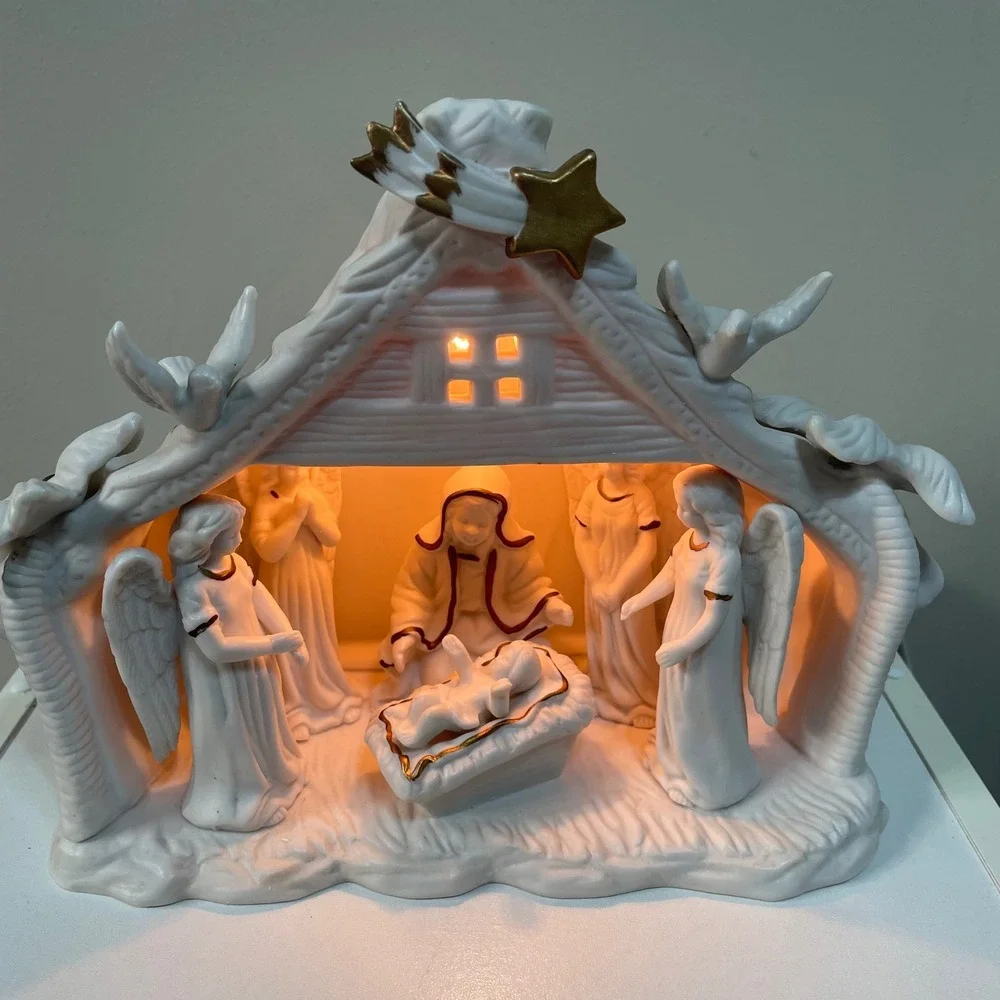 Vintage Ceramic Nativity‎ Scene Lighted Christmas Decoration White Gold